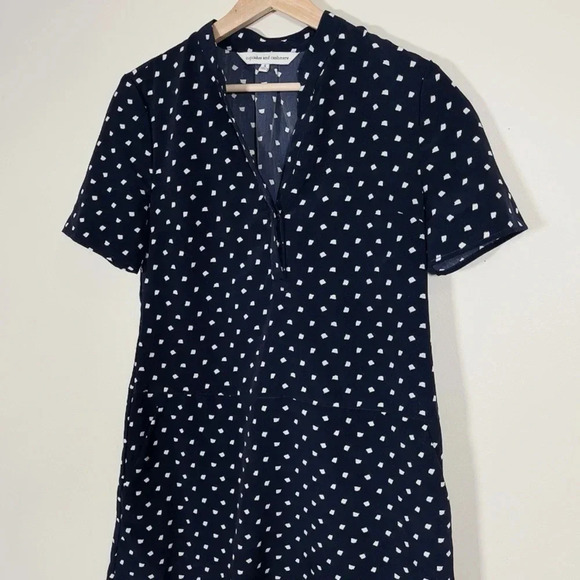 Cupcakes  And Cashmere Navy Bardot Dress - Picture 4 of 12